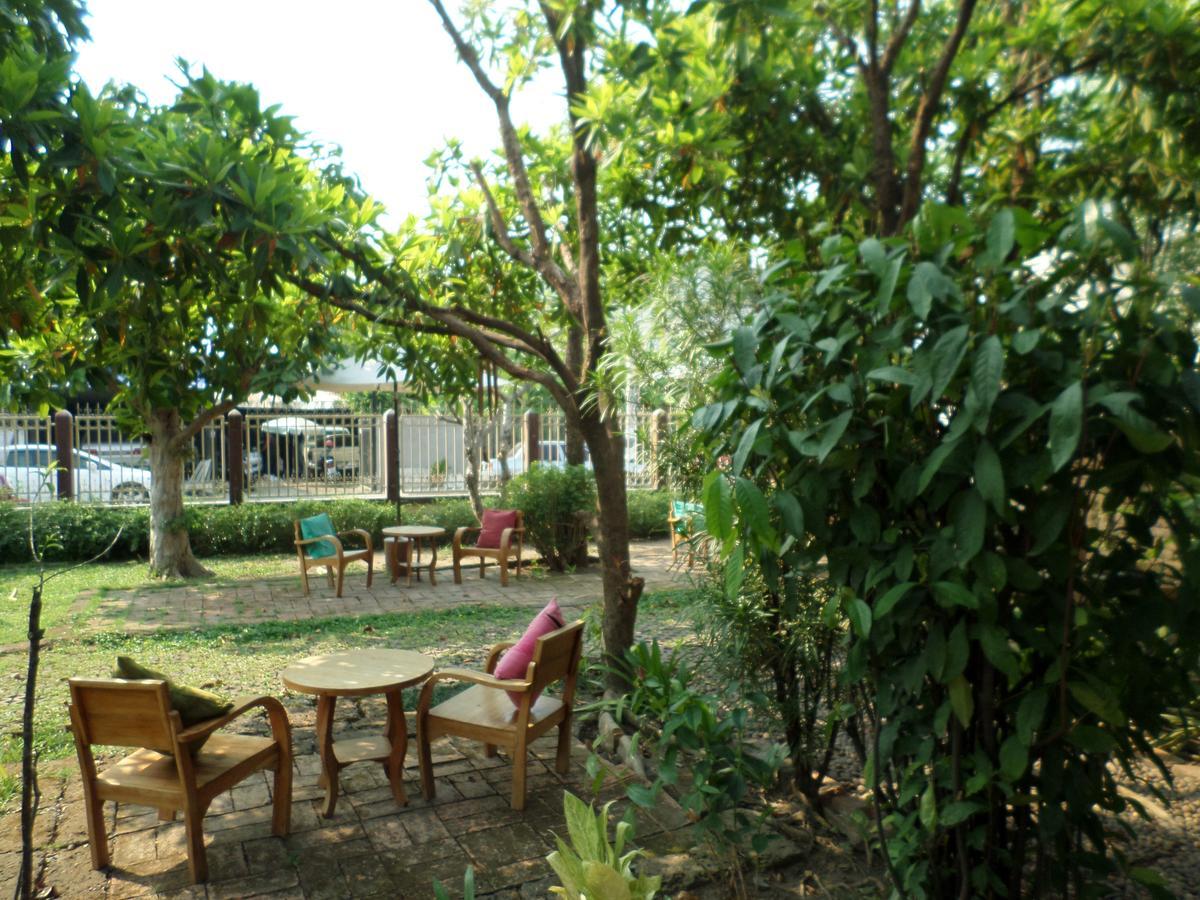 Baanwealaa Guesthouse (Adults Only) 清邁 外观 照片